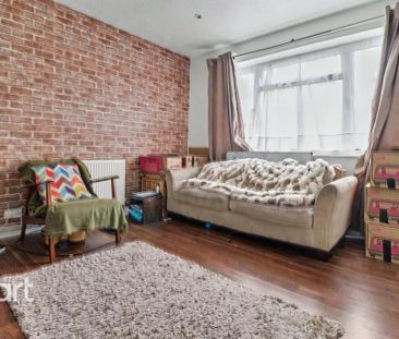 2 bedroom maisonette to rent - Photo 2