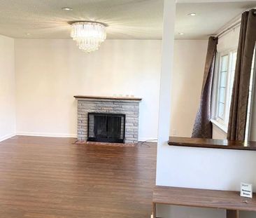 For Lease - 78 Tormore Drive Unit# Main Fl, Richmond Hill, Ontario - Photo 2