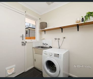 4/23 McCubbin Street, Burwood - Photo 6