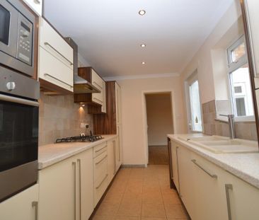 3 bedroom terraced house to rent - Photo 5