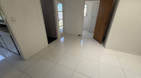 4 bedroom house Ranui - Photo 5