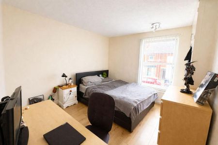 4 bedroom house to rent - Photo 4