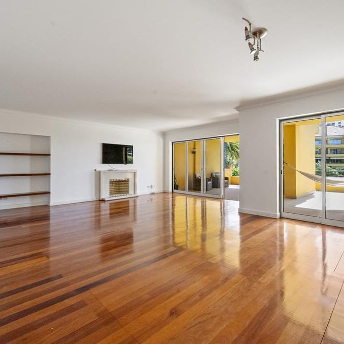3 Bedroom Apartment with swimming pool, São João do Estoril, Cascais - Foto 1