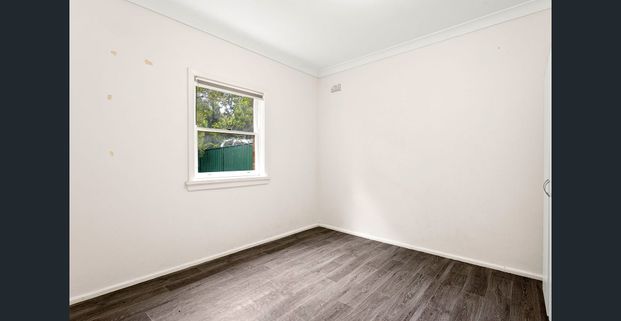 Low Maintenance - Photo 1