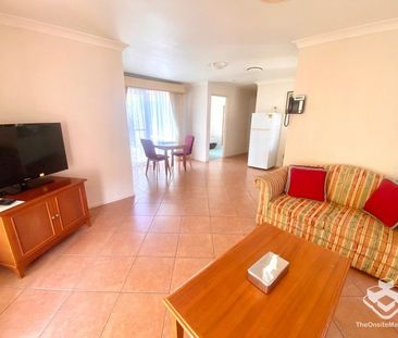 Fully Furnished 3 Bedroom Villa Within Peaceful Gated Community - Photo 5