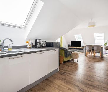 3 bedroom penthouse to rent - Photo 6