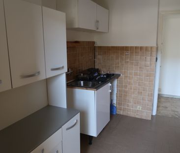 Location Appartement 2 pièces 42m² LE CANNET 06110 - Photo 3