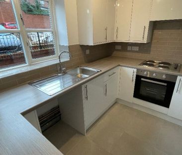 2 Bedroom Apartment, Chester - Photo 6