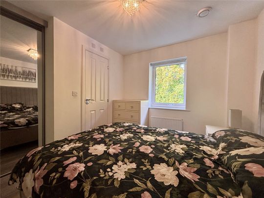 Stoneham Way, Basingstoke, Hampshire, RG24 - Photo 1