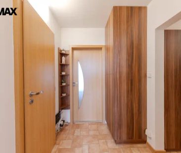 Pronájem 2+1 s balkonem, šatnou, komorou a sklepem na ul. Jílová v ... - Photo 5