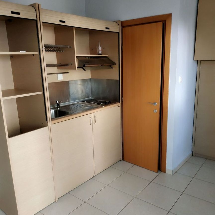 Studio/Γκαρσονιέρα για ενοικίαση - Συκιές, - Photo 1