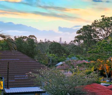 Elegant Queenslander With Dual Space Living - Photo 5