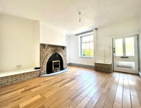 2 Bedroom Terraced To Let - Photo 2