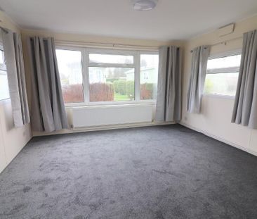 1 Bedroom Park Home To Rent - Photo 1