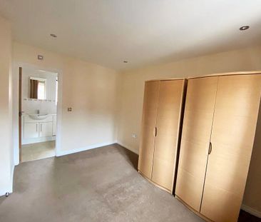 3 bedroom terraced house to rent - Photo 6