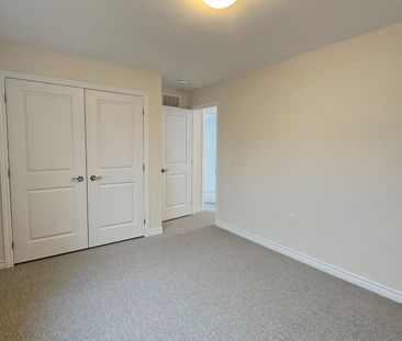 For Lease - 16 York Drive, Peterborough, Ontario - Photo 6