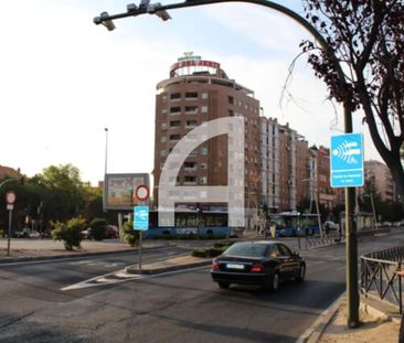 Piso de alquiler en Antonio Lopez, Moscardó - Photo 2