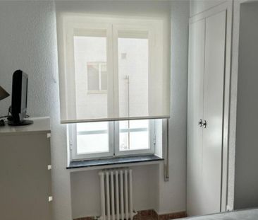 Piso de alquiler en Avenida del General Perón, 22, Cuatro Caminos -... - Photo 2