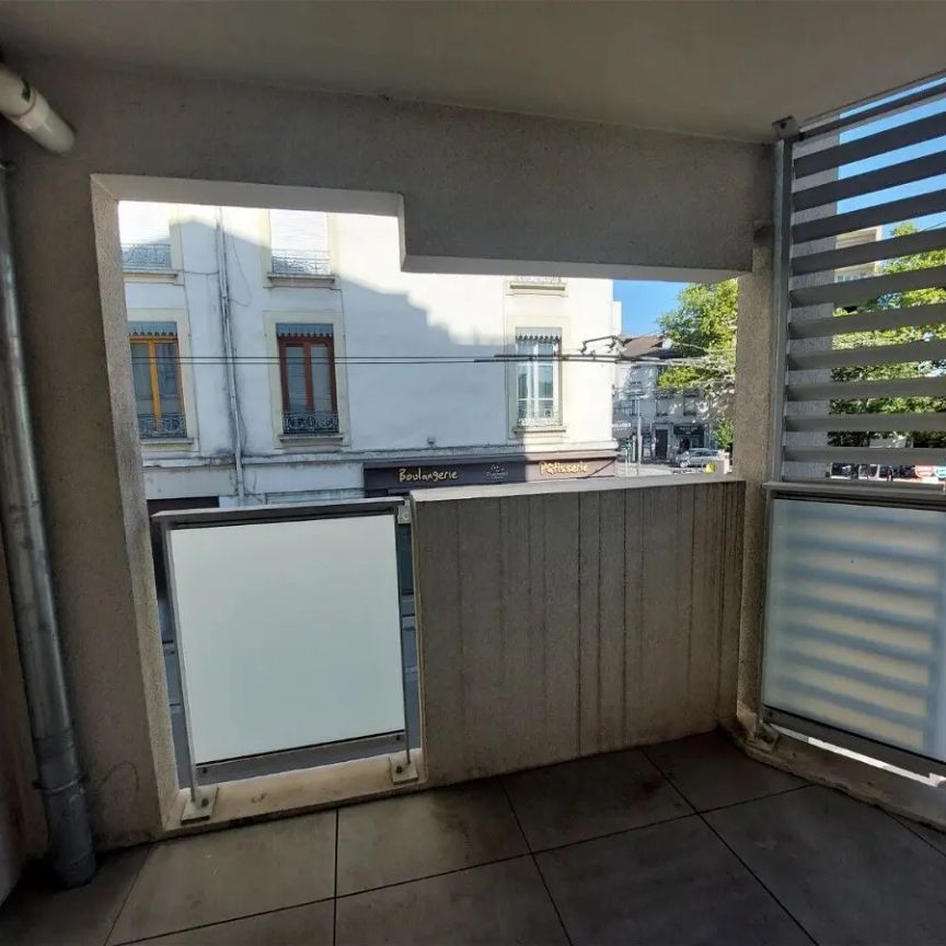 Location appartement 3 pièces - 57m² à Lyon 3e arrondissement (69003) - Photo 1