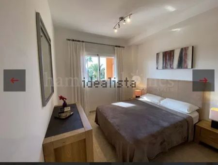 Alquiler de piso en Calle Casares del Sol, 32 - Photo 3