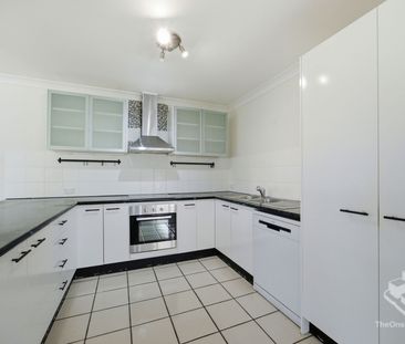3 Bedroom townhouse with Hinterland views - Photo 6