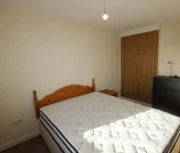 Grange, Douglas - Photo 4