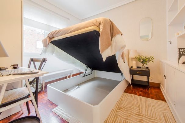 Calle de Cea Bermúdez, Madrid, Community of Madrid 28003 - Photo 1