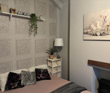 2 bedroom end of terrace house to rent - Photo 4