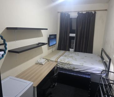 Room in a Shared House, George Elliot Road, CV1 - Photo 5