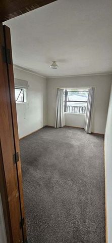 Family home 3-4 bedroom ready to move in - Photo 4