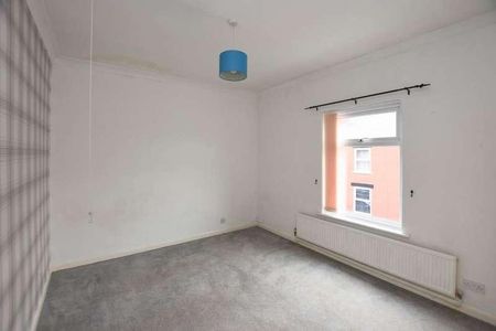 First Avenue, Hindley, Wigan, WN2 - Photo 2