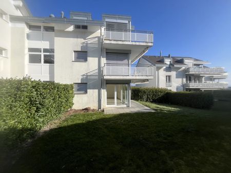 Bel appartement de 3 pièces au rez-de-chaussée avec terrasse et jardin - Foto 3