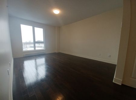 Condo moderne de 2 chambres à coucher et 2 salles de bains. - Photo 2