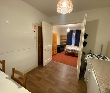 1 Bed Flat, Arlington Road, NW1 - Photo 2