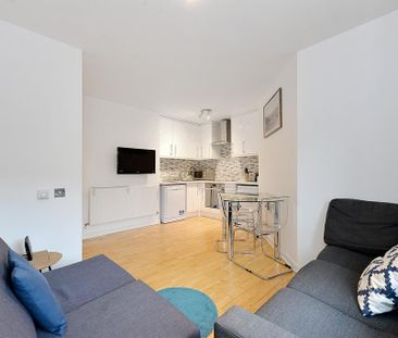 1 bedroom flat to rent - Photo 5