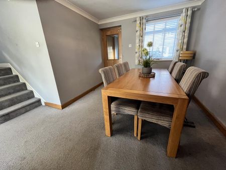 3 bedroom terraced house to rent - Photo 5