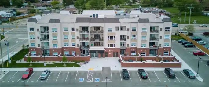 7887 EDGAR Unit# 304 | 7887 EDGAR Unit# 304, Windsor - Photo 1