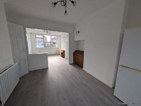 3 bedroom property to rent in London - Photo 1