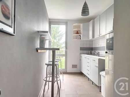 Location Appartement 1 pièce 44m² ST JULIEN LES VILLAS 10800 - Photo 5