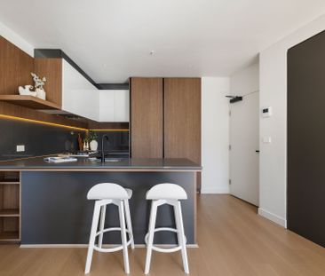 Luxurious Ground Floor Residence - Photo 6