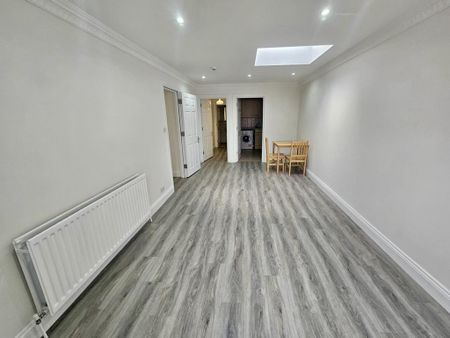 1 bedroom maisonette to rent - Photo 2