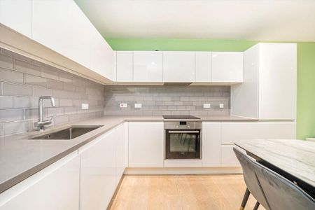 2 bedroom flat to rent - Photo 4