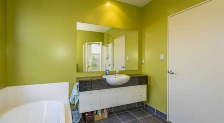 Parklands, 4 bedrooms - Photo 5