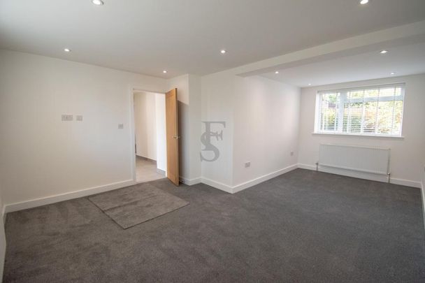 2 bedroom maisonette to rent - Photo 1