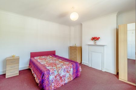 4 Bed Terraced House, Landseer Road, N19 - Photo 5