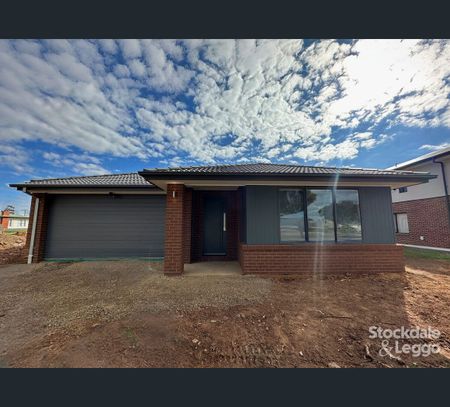 38 Numurkah Road, Shepparton, Vic 3630 - Photo 2
