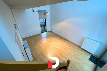 Lichtrijke woning met 3 slaapkamer, 2 badkamers, ruim terras in centrum Brugge - Photo 3