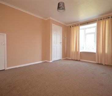 2 bedroom end of terrace house to rent - Photo 4