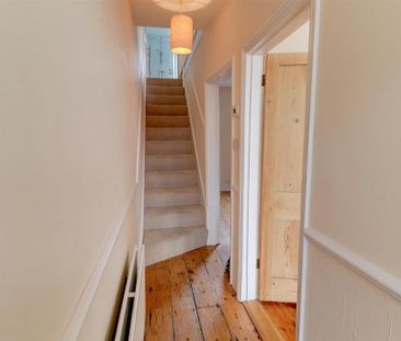 2 bedroom terraced house to rent - Photo 3