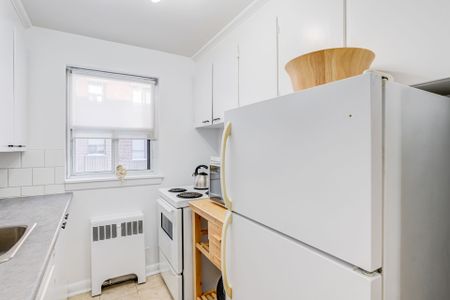 For Lease - 2846 Bloor Street Unit# 6, Toronto, Ontario - Photo 5